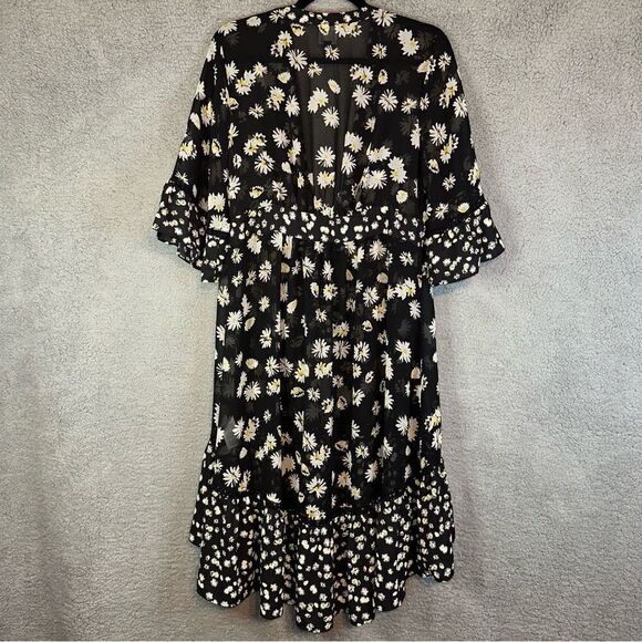 cAbi 5816 Kimono‎ Women's Medium Black Daisy Floral Short Sleeve Sheer Boho Wrap - Picture 6 of 12